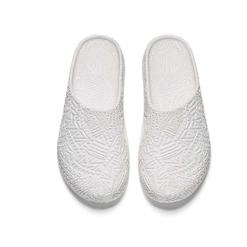 Anta KAI Hela Slides