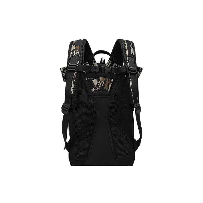 892541152-2 (4).webp