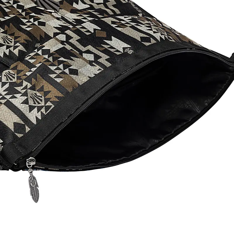 892541152-2 (5).webp